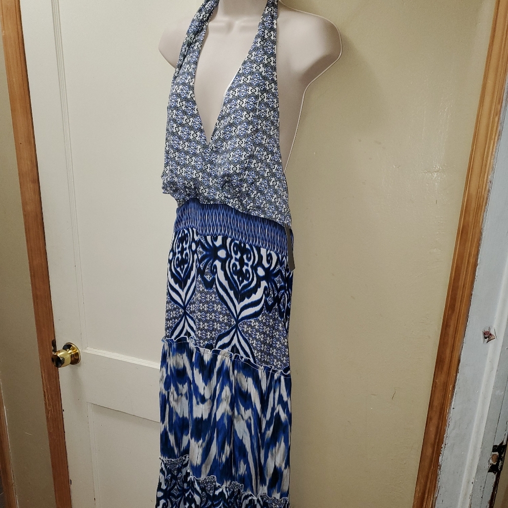 New York & Co Halter Maxi Dress Large EUC. Only worn twice!